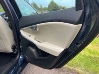 USED 2013 63 VOLVO V40 1.6 D2 SE LUX NAV 5d 113 BHP 