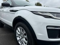 USED 2016 16 LAND ROVER RANGE ROVER EVOQUE 2.0 TD4 SE TECH 5d 177 BHP ONLY 2 FORMER KEEPERS FROM NEW+ULEZ COMPLIANT+LOW MILEAGE+4 WHEEL DRIVE+FUJI WHITE+BIG SPEC+PANORAMIC GLASS ROOF+FULL LEATHER INTERIOR+SATELLITE NAVIGATION+BLUETOOTH+PARK ASSIST+CLIMATE CONTROL+18 INCH ALLY WHEELS+1 FULL YEARS MOT PRIOR TO COLLECTION+FINANCE AND EXTENDED WARRANTY AVAILABLE ON THIS USED VEHICLE!!!!