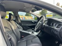 USED 2012 12 VOLVO V60 1.6 DRIVE R-DESIGN S/S 5d 113 BHP 