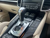 USED 2017 67 PORSCHE CAYENNE 4.8 V8 TURBO TIPTRONIC S 5d 520 BHP 