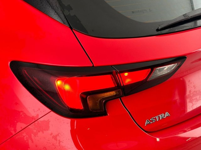 2016 VAUXHALL ASTRA - Photo 9