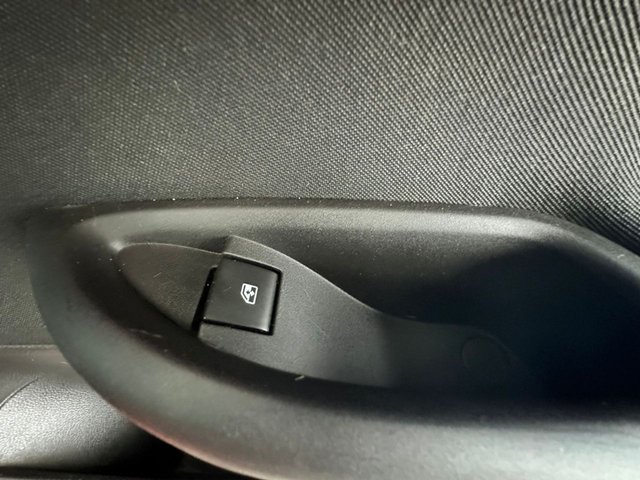 2016 VAUXHALL ASTRA - Photo 12