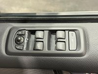 USED 2015 15 LAND ROVER DISCOVERY 3.0 SDV6 HSE 5d 255 BHP Super Low Mileage 32610 Miles, Complete Service Record including Cam Belts Changed,  Absolutely outstanding Striking Ivory Leather, Privacy Glass