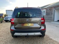 USED 2014 64 SKODA YETI OUTDOOR 2.0 LAURIN AND KLEMENT TDI CR 5d 168 BHP Panoramic Sunroof+Parking Sensors
