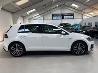 USED 2017 67 VOLKSWAGEN GOLF 1.4 GTE DSG 5d 150 BHP 
