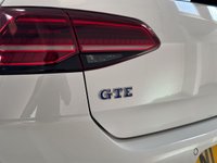 USED 2017 67 VOLKSWAGEN GOLF 1.4 GTE DSG 5d 150 BHP 