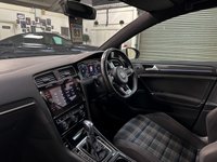 USED 2017 67 VOLKSWAGEN GOLF 1.4 GTE DSG 5d 150 BHP 