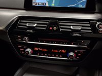 USED 2018 18 BMW 5 SERIES 3.0 530D XDRIVE M SPORT 4d 261 BHP FULL BMW DEALER SERVICE HISTORY