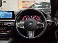 USED 2018 18 BMW 5 SERIES 3.0 530D XDRIVE M SPORT 4d 261 BHP FULL BMW DEALER SERVICE HISTORY