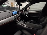 USED 2018 18 BMW 5 SERIES 3.0 530D XDRIVE M SPORT 4d 261 BHP FULL BMW DEALER SERVICE HISTORY