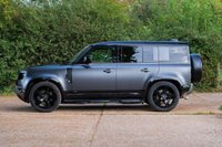 USED 2023 23 LAND ROVER DEFENDER V8 CARPATHIAN EDITION 5d 518 BHP HUGE SPEC, VINTAGE TAN INTERIOR LEATHER - SATIN PPF FROM FACTORY - PAN ROOF - PREMIUM AUDIO - AVAILABLE WITH NATIONWIDE DELIVERY