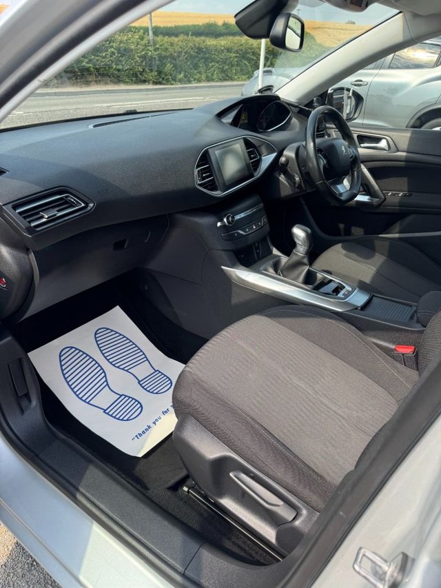 View our PEUGEOT 308