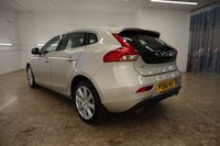 USED 2018 68 VOLVO V40 2.0 T3 INSCRIPTION 5d 151 BHP WITH FACTORY EXTRAS, A GREAT SERVICE HISTORY AND STUNNING INTERIO THIS MUST BEEN SEEN