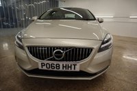 USED 2018 68 VOLVO V40 2.0 T3 INSCRIPTION 5d 151 BHP WITH FACTORY EXTRAS, A GREAT SERVICE HISTORY AND STUNNING INTERIO THIS MUST BEEN SEEN