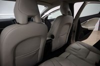 USED 2018 68 VOLVO V40 2.0 T3 INSCRIPTION 5d 151 BHP WITH FACTORY EXTRAS, A GREAT SERVICE HISTORY AND STUNNING INTERIO THIS MUST BEEN SEEN