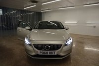 USED 2018 68 VOLVO V40 2.0 T3 INSCRIPTION 5d 151 BHP WITH FACTORY EXTRAS, A GREAT SERVICE HISTORY AND STUNNING INTERIO THIS MUST BEEN SEEN