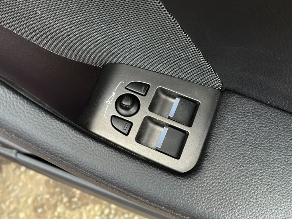 USED 2013 13 JAGUAR F-TYPE 3.0 V6 S 2d AUTO 380 BHP CONVERTIBLE
