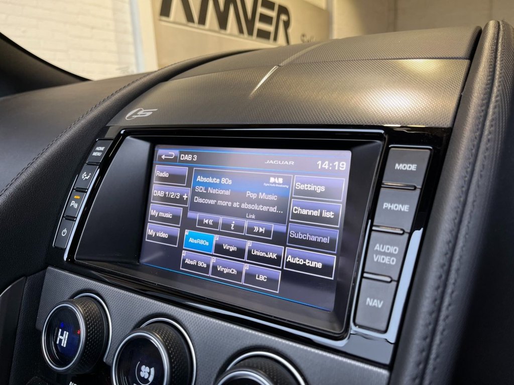 USED 2013 13 JAGUAR F-TYPE 3.0 V6 S 2d AUTO 380 BHP CONVERTIBLE