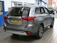 USED 2019 19 MITSUBISHI OUTLANDER 2.0 JURO 5d 148 BHP 7 SEATS SAT NAV REAR CAMERA ANDROID APPLE CARPLAY HEATED SEATS 1 OWNER GENUINE LOW MILEAGE MITSUBISHI WARRANTY TILL MARCH 2024