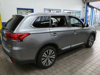 USED 2019 19 MITSUBISHI OUTLANDER 2.0 JURO 5d 148 BHP 7 SEATS SAT NAV REAR CAMERA ANDROID APPLE CARPLAY HEATED SEATS 1 OWNER GENUINE LOW MILEAGE MITSUBISHI WARRANTY TILL MARCH 2024