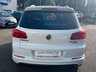 USED 2015 64 VOLKSWAGEN TIGUAN 2.0 R LINE TDI BLUEMOTION TECHNOLOGY 4MOTION 5dr 