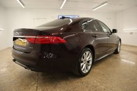USED 2017 67 JAGUAR XF 2.0 D R-SPORT 4d 238 BHP IN STUNNING COLOUR COMBINATION WITH 1 PREVIOUS OWNER AND LOW MILES