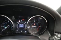 USED 2017 67 JAGUAR XF 2.0 D R-SPORT 4d 238 BHP IN STUNNING COLOUR COMBINATION WITH 1 PREVIOUS OWNER AND LOW MILES