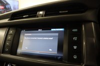 USED 2017 67 JAGUAR XF 2.0 D R-SPORT 4d 238 BHP IN STUNNING COLOUR COMBINATION WITH 1 PREVIOUS OWNER AND LOW MILES