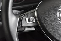 USED 2017 67 VOLKSWAGEN CARAVELLE 2.0 EXECUTIVE TDI BMT 5d 148 BHP Heated Electric Seats, Sat Nav