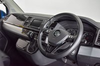 USED 2017 67 VOLKSWAGEN CARAVELLE 2.0 EXECUTIVE TDI BMT 5d 148 BHP Heated Electric Seats, Sat Nav
