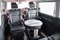 USED 2017 67 VOLKSWAGEN CARAVELLE 2.0 EXECUTIVE TDI BMT 5d 148 BHP Heated Electric Seats, Sat Nav