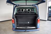 USED 2017 67 VOLKSWAGEN CARAVELLE 2.0 EXECUTIVE TDI BMT 5d 148 BHP Heated Electric Seats, Sat Nav