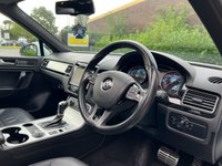 USED 2013 63 VOLKSWAGEN TOUAREG 3.0 V6 R-LINE TDI BLUEMOTION TECHNOLOGY 5d 242 BHP 
