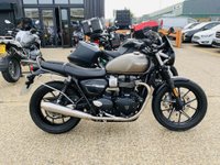 USED 2018 68 TRIUMPH STREET TWIN - BUY ONLINE 24 HRS A DAY - FINANCE AVAILABLE - ALL TYPES OF CREDIT ACCEPTED ONLY 4,937 MILES FROM NEW