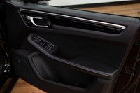 USED 2017 67 PORSCHE MACAN 2.0 T PDK 
