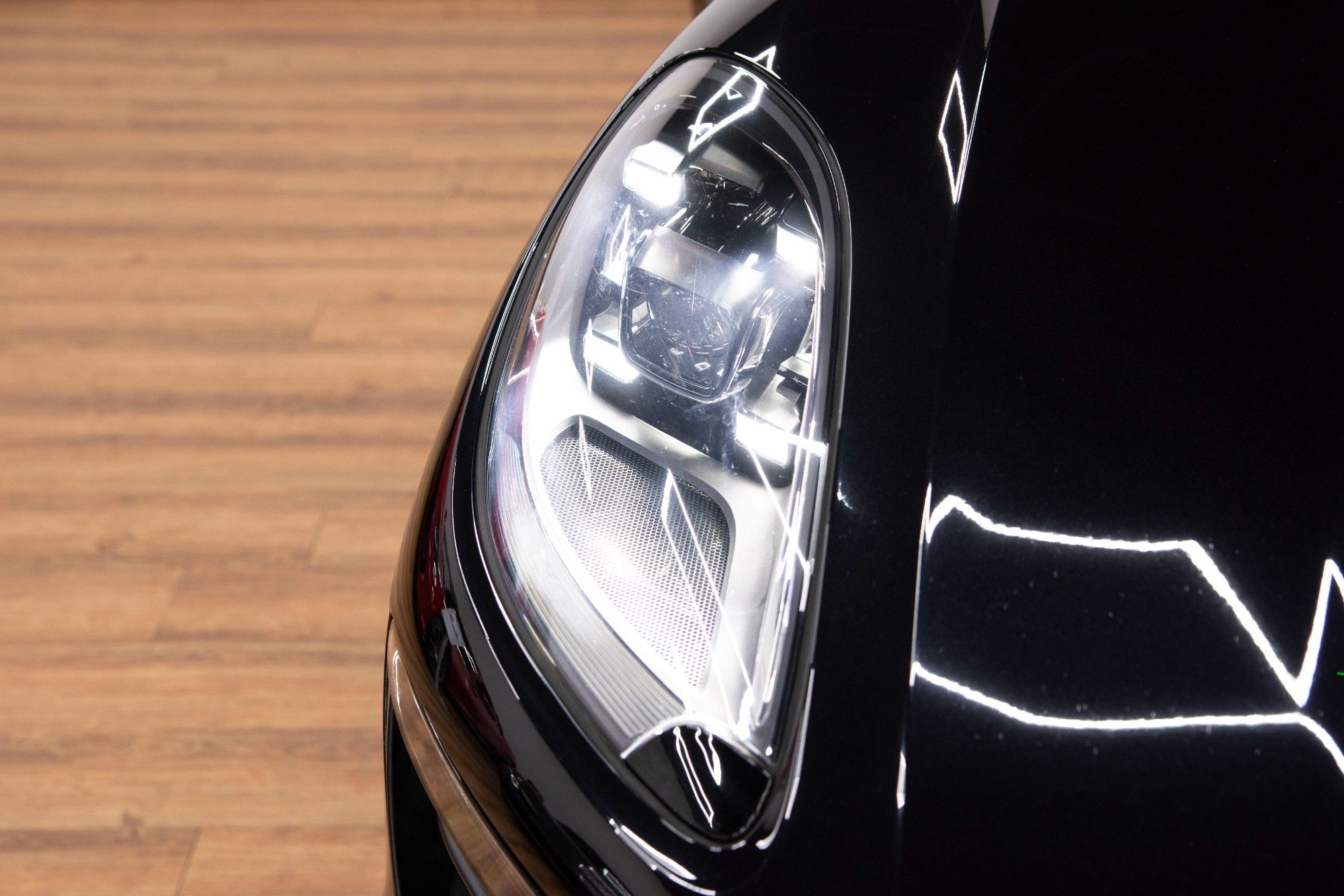 USED 2017 67 PORSCHE MACAN 2.0 T PDK 