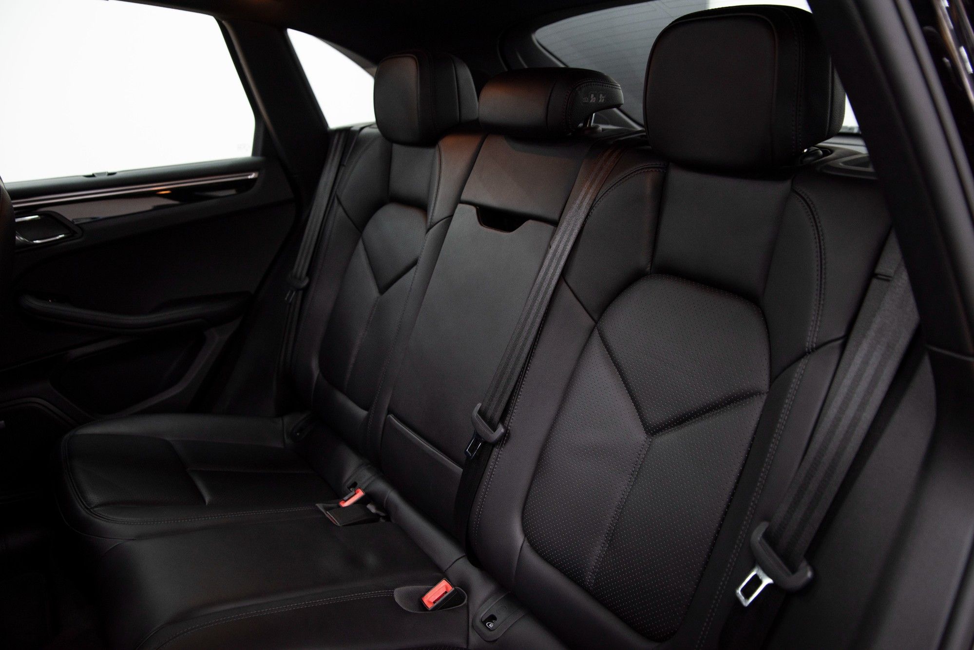 USED 2017 67 PORSCHE MACAN 2.0 T PDK 