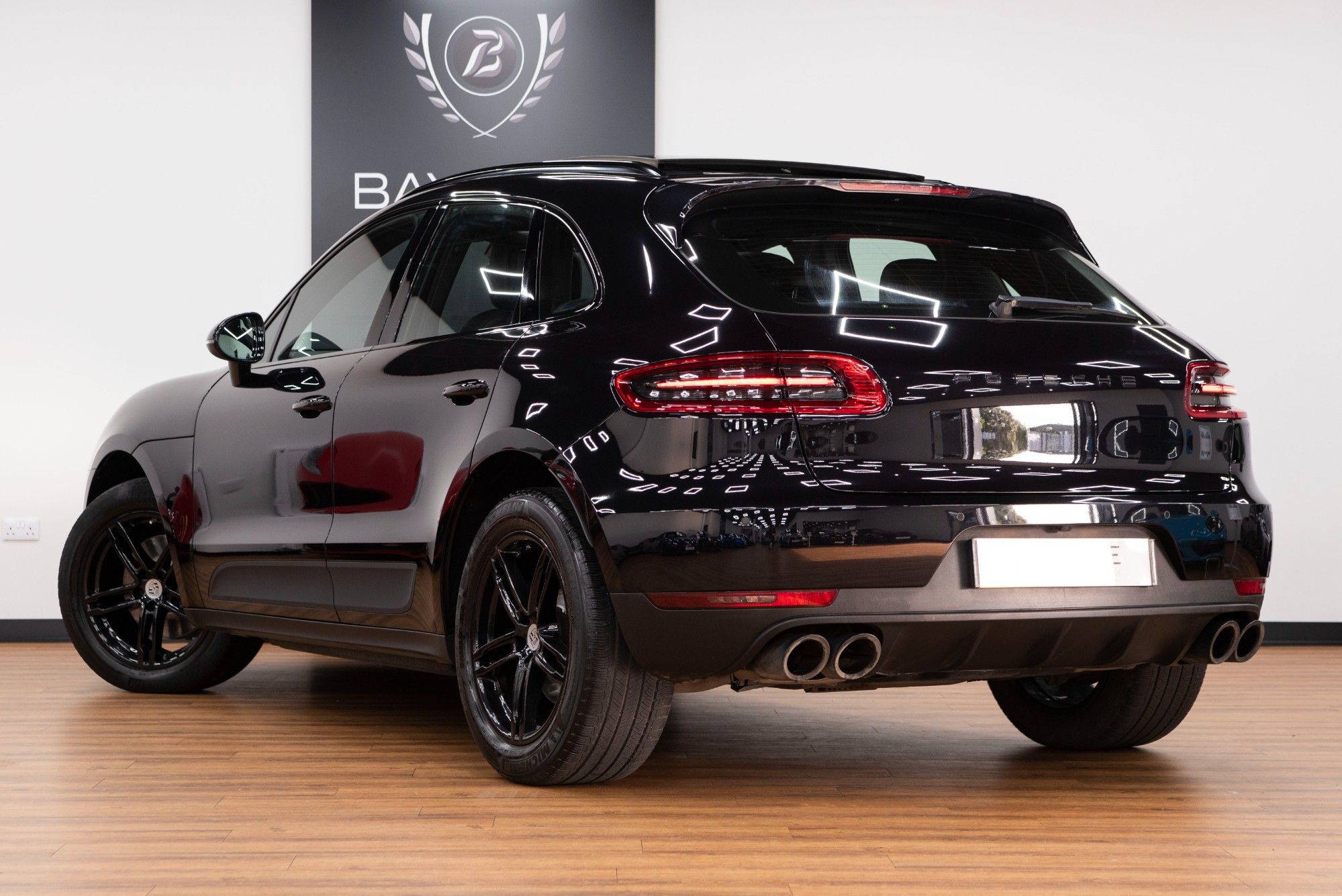 USED 2017 67 PORSCHE MACAN 2.0 T PDK 