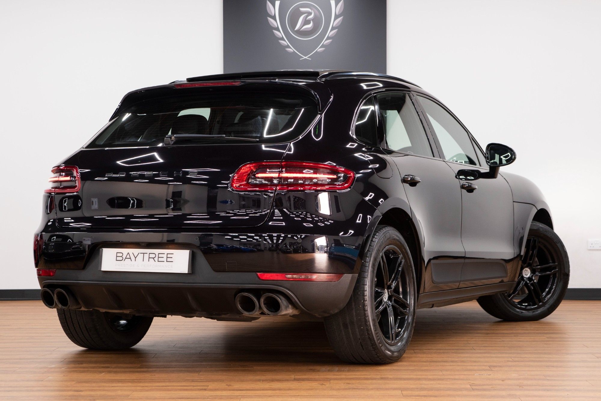 USED 2017 67 PORSCHE MACAN 2.0 T PDK 