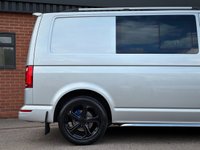 USED 2017 17 VOLKSWAGEN TRANSPORTER 2.0L T32 TDI SPORTLINE KOMBI BMT 0d 201 BHP CUSTOM
