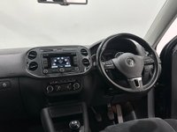 USED 2015 15 VOLKSWAGEN TIGUAN 2.0 MATCH TDI BLUEMOTION TECHNOLOGY 4MOTION 5d 139 BHP 57235 Miles, 4 Motion , Pearl Black , Alcantara Titan Black Interior , Multi Function Leather Steering Wheel