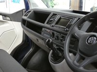 USED 2019 19 VOLKSWAGEN TRANSPORTER 2.0 T30 TDI P/V STARTLINE BMT 101 BHP SWB BLUETOOTH PARKING SENSORS PLYLINED ROOF RACKS SHELVING 1 OWNER GENUINE LOW MILES