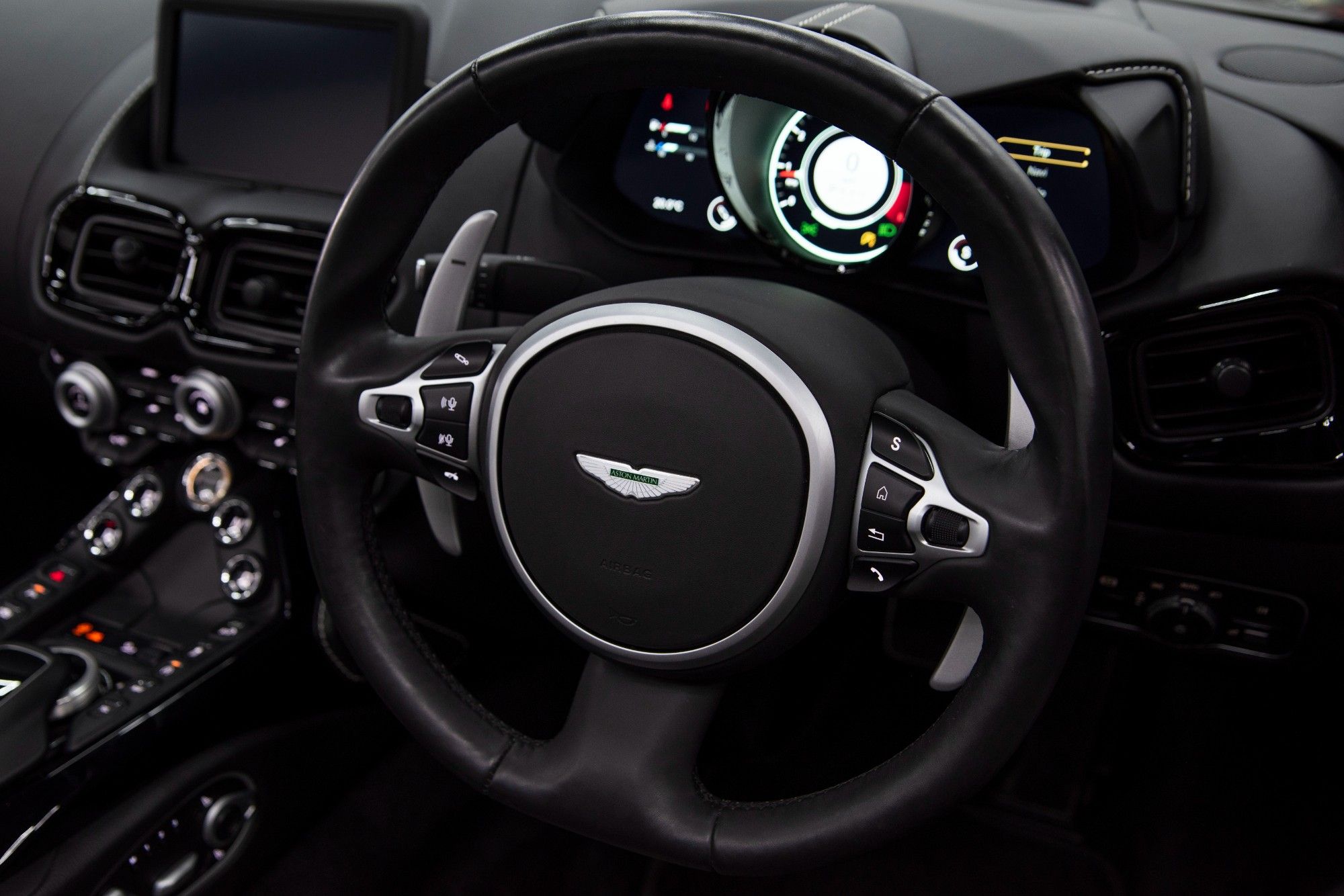USED 2021 21 ASTON MARTIN VANTAGE 4.0 V8 ROADSTER 