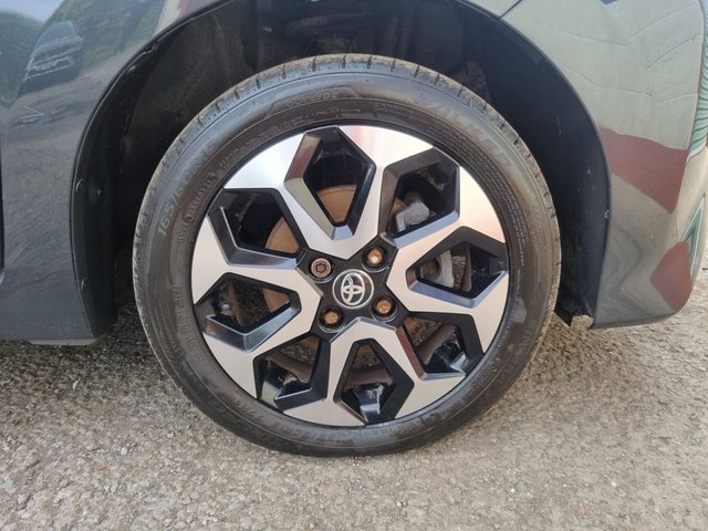 2019 TOYOTA AYGO - Photo 8