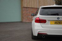 USED 2017 67 BMW 3 SERIES 318d M Sport 5dr Step Automatic Euro 6 (Red Leather, Heated Front Seats, Professional Sat Nav, Sunglass Protection, Parking Distance Control) NATIONWIDE DELIVERY - RESERVE ONLINE TODAY