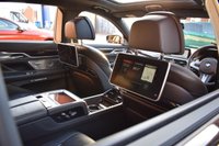 USED 2018 68 BMW 7 SERIES 6.6 M760LI XDRIVE V12 4d 602 BHP EXECUTIVE LOUNGE / LASER LIGHT