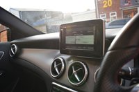 USED 2015 64 MERCEDES-BENZ GLA-CLASS 2.1 GLA220 CDI 4MATIC AMG LINE PREMIUM PLUS 5d 168 BHP PANORAMIC ROOF / HEATED SEATS