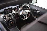USED 2015 64 MERCEDES-BENZ GLA-CLASS 2.1 GLA220 CDI 4MATIC AMG LINE PREMIUM PLUS 5d 168 BHP PANORAMIC ROOF / HEATED SEATS