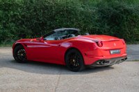 USED 2015 15 FERRARI CALIFORNIA T 3.9 DD 2d 560 BHP FERRARI WARRANTY, FULL HISTORY, PAINT PROTECTION FILM, APPLE CARPLAY,