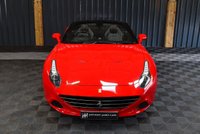 USED 2015 15 FERRARI CALIFORNIA T 3.9 DD 2d 560 BHP FERRARI WARRANTY, FULL HISTORY, PAINT PROTECTION FILM, APPLE CARPLAY,